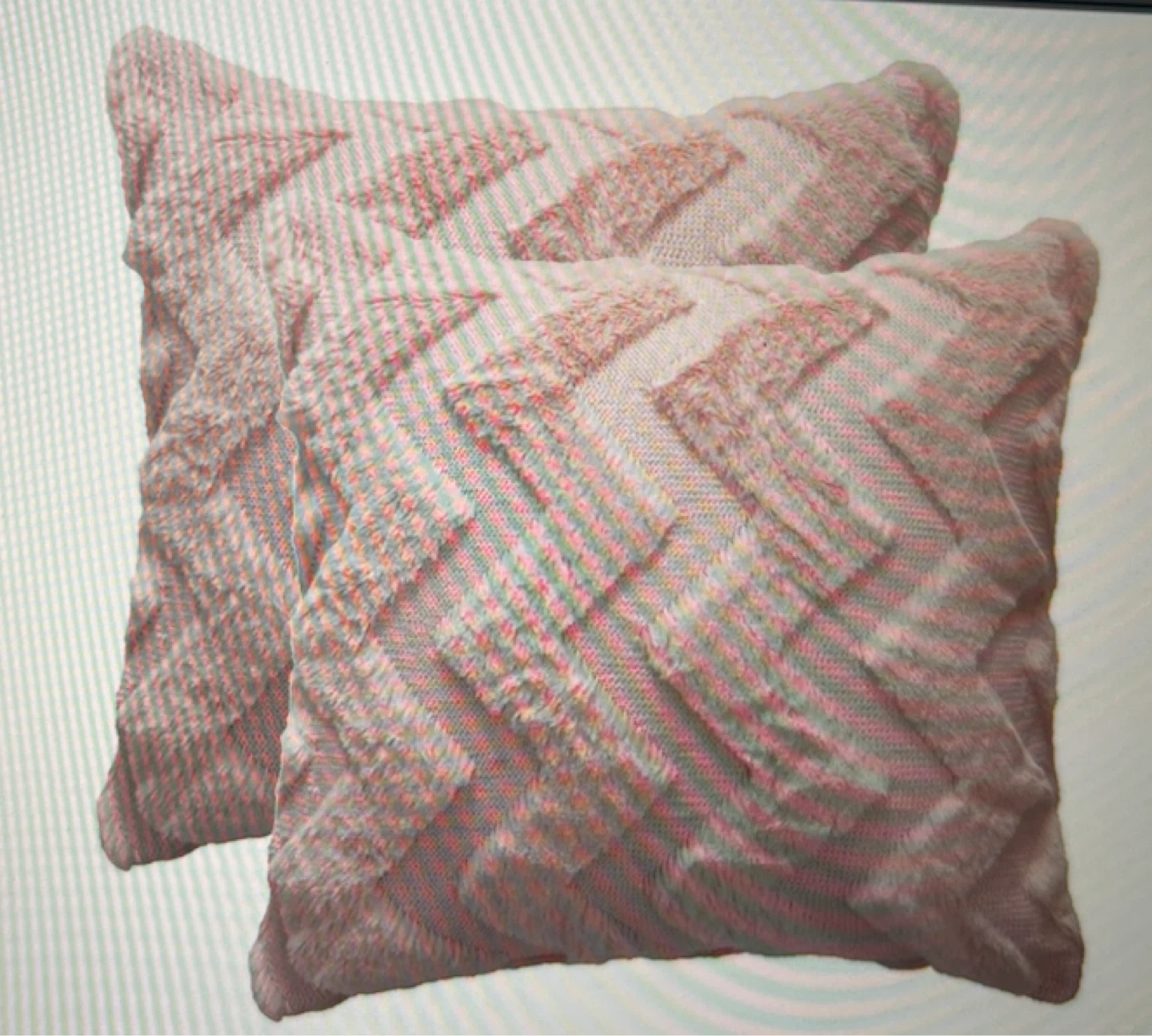 2 Pink Fur Throw Pillow Covers (42x42cm) - photo 3