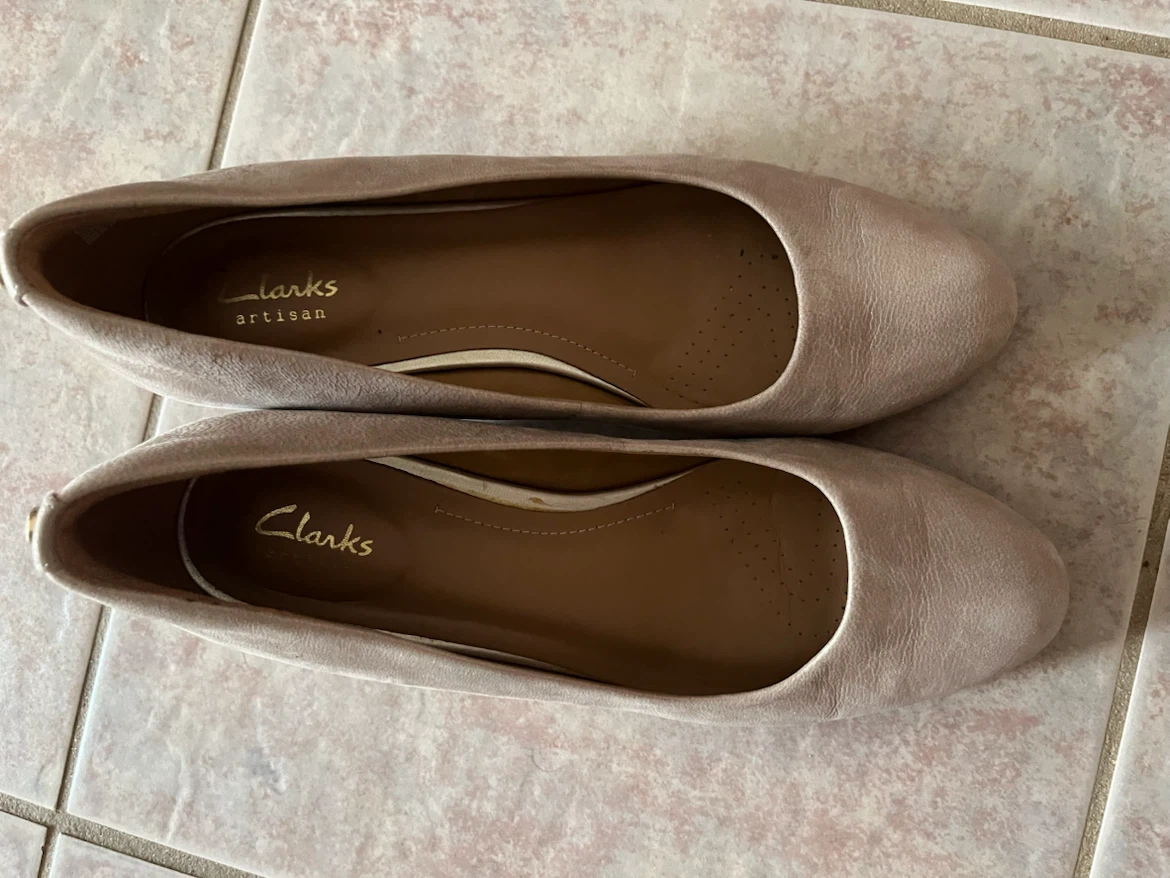 Clarks Artisan Beige Wedge Shoes - photo 3