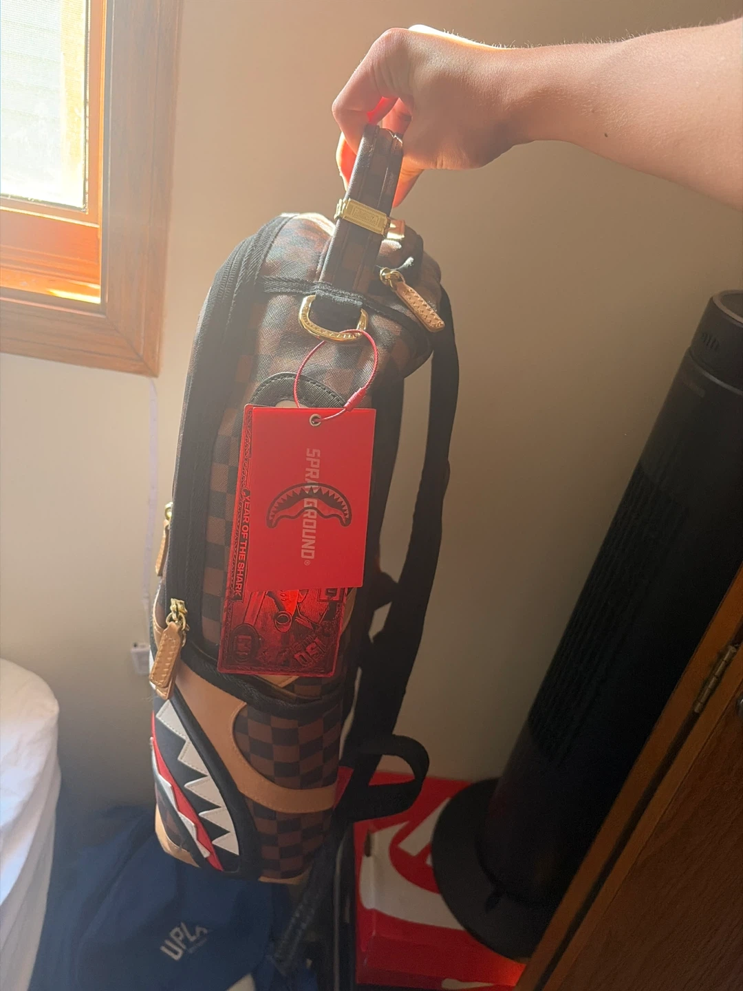 Sprayground Shark Backpack - photo 2