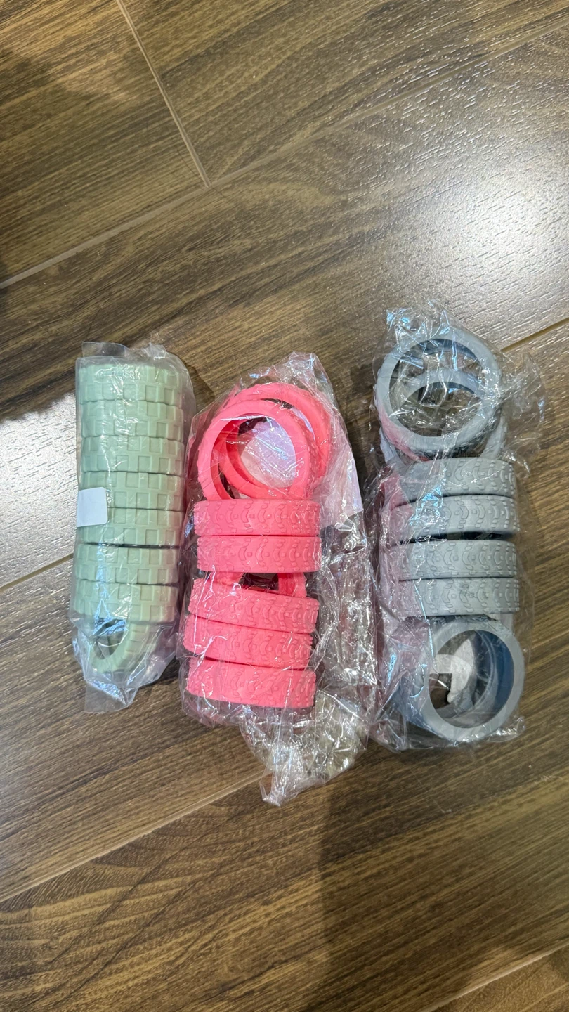Silicone band for suitcase wheels