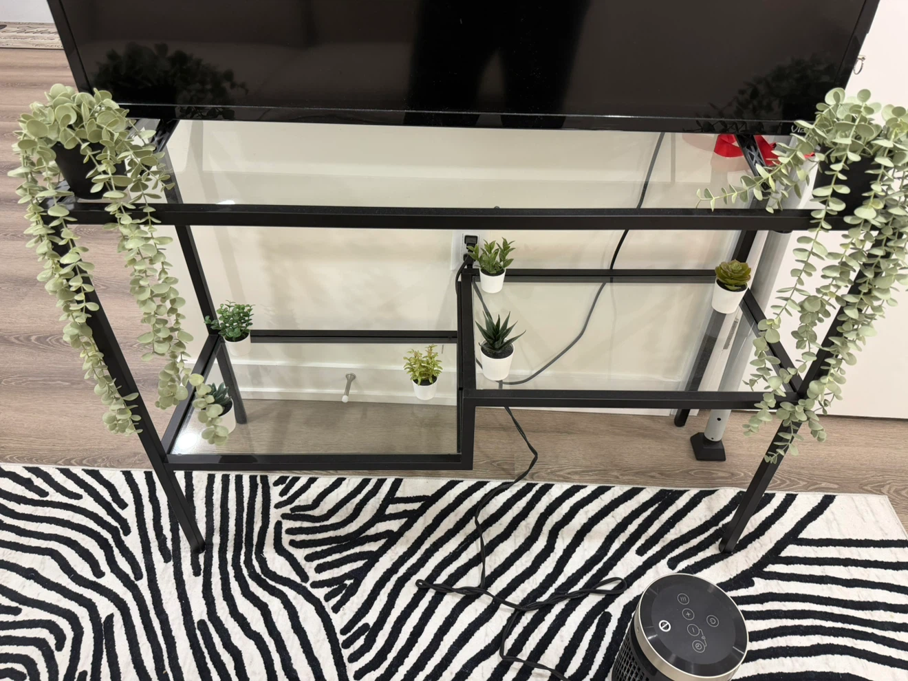 TV Stand - photo 2