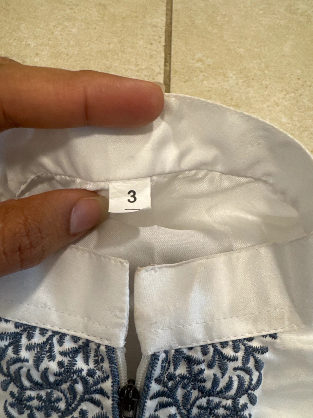 White Kurta with Blue Embroidery - photo 2