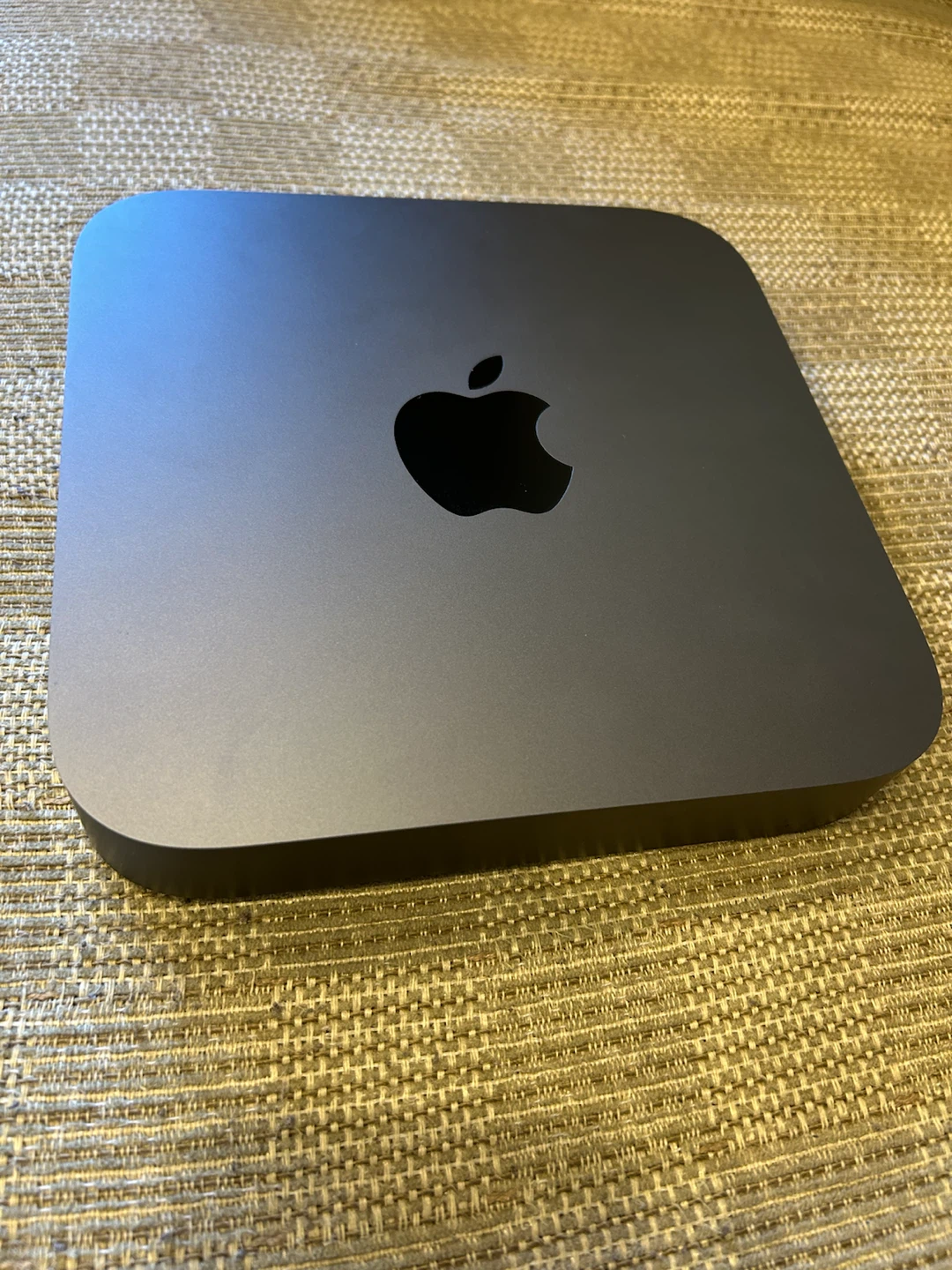 2018 Mac Mini - I5 3Ghz 6 core, 32GB ram, 512gb SSD
