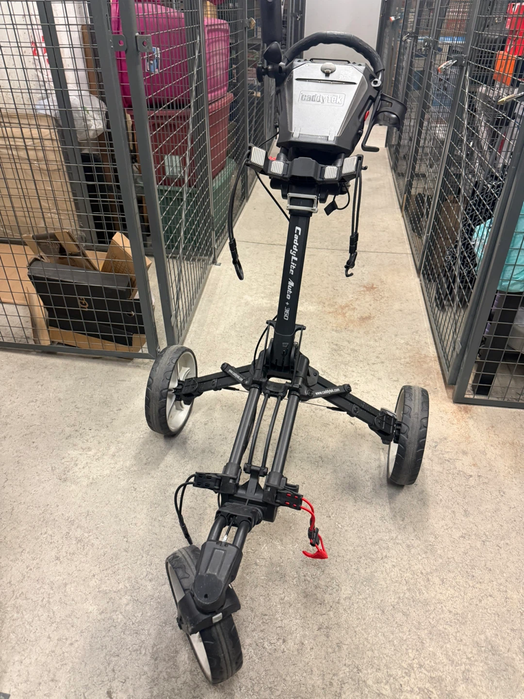CaddyTek Compact 3 Wheel Golf Push Cart with Cooler Bag - photo 3