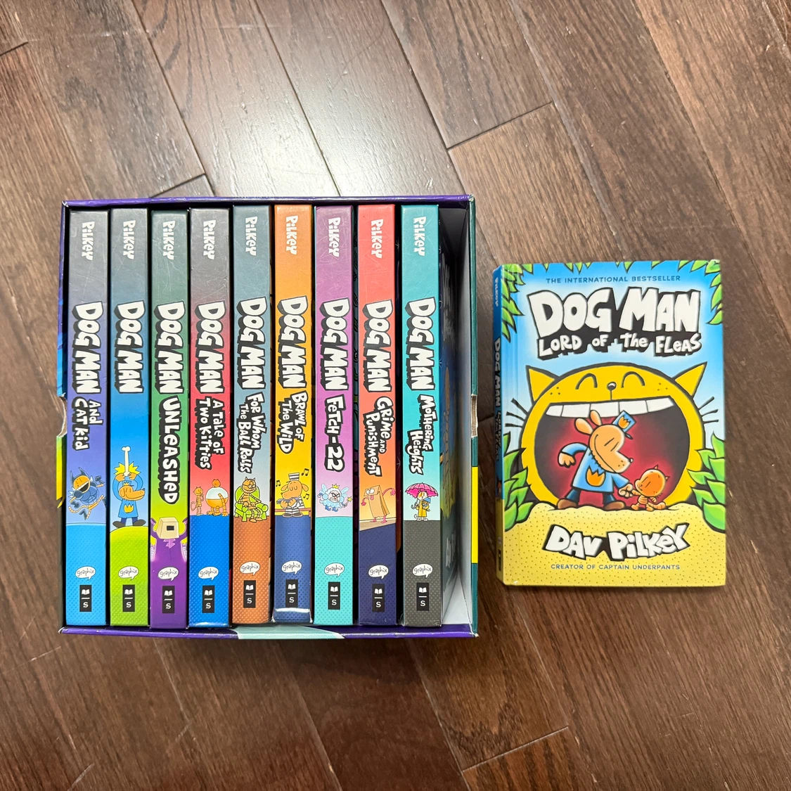 Dav Pilkey Dog Man Book Box Set & Mothering Heights