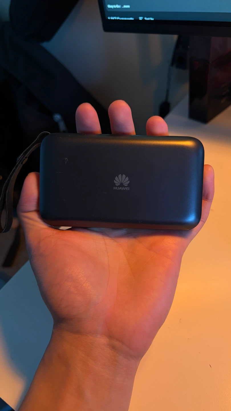 Huawei 4G WiFi Hotspot - photo 2