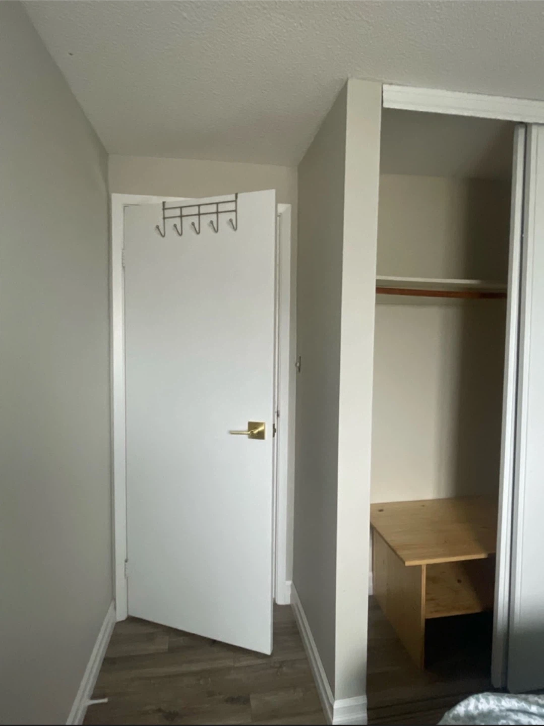 Room for Rent near UOIT - photo 5