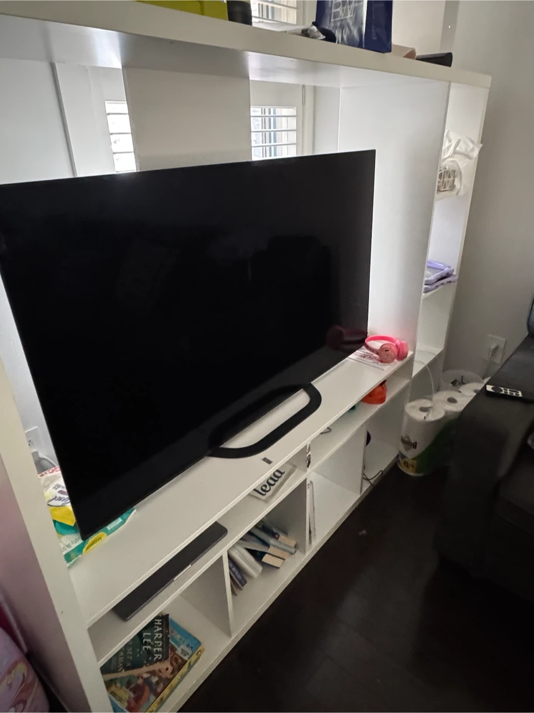 Tv stand with Shelving