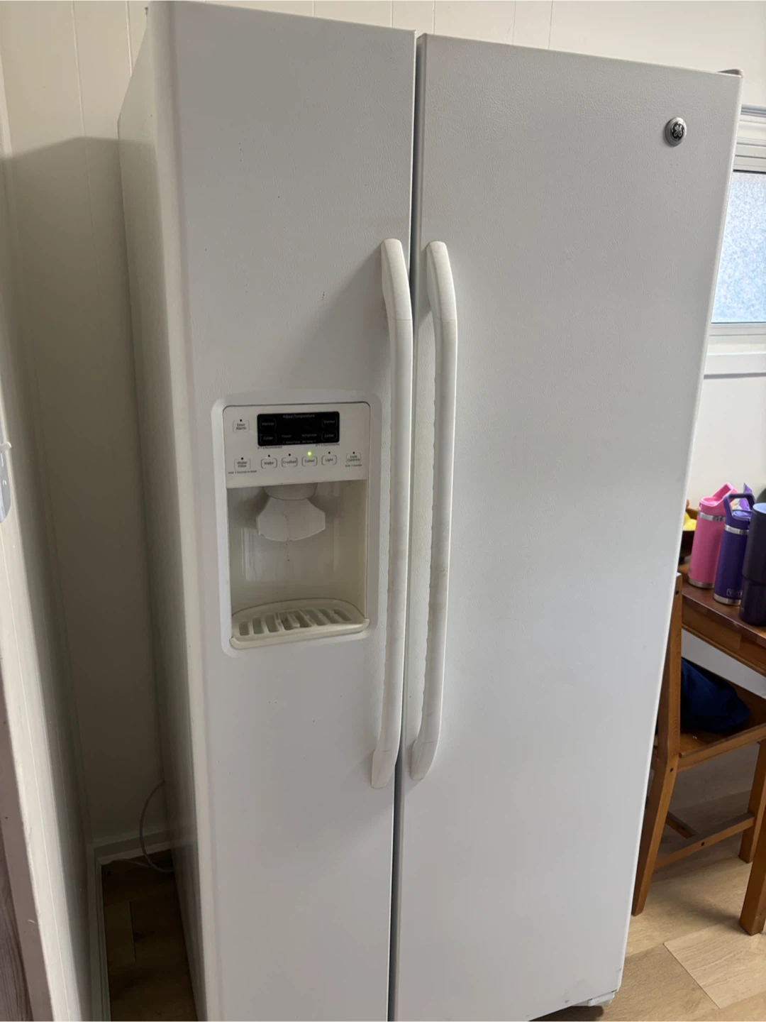 GE Side-by-Side Refrigerator - photo 2
