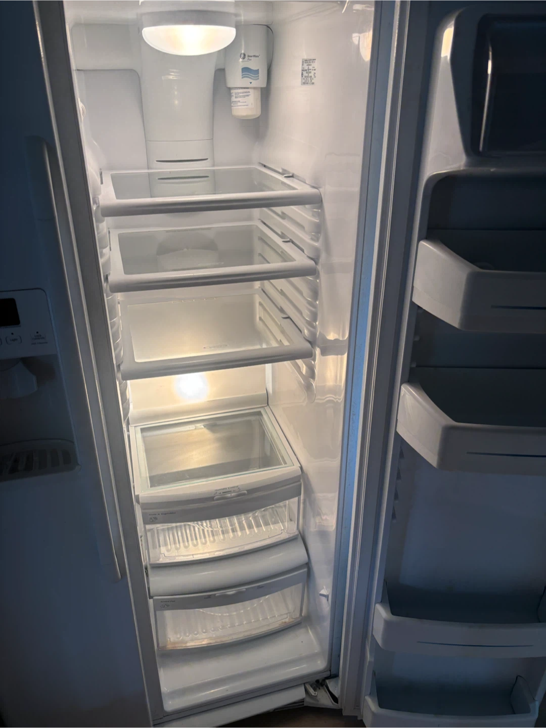 GE Side-by-Side Refrigerator - photo 5