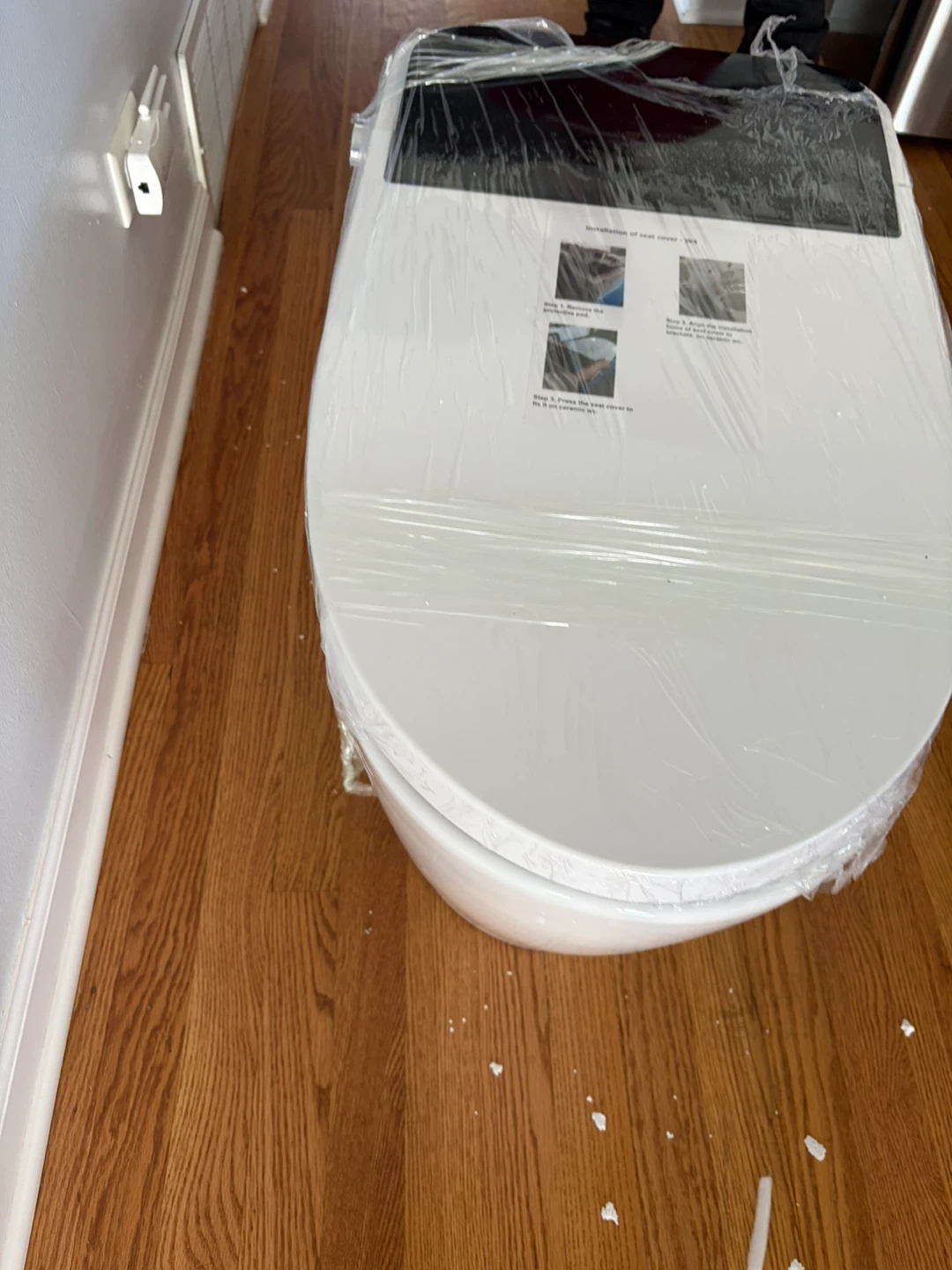 Loniko Smart Toilet with Bidet Built-In - photo 2