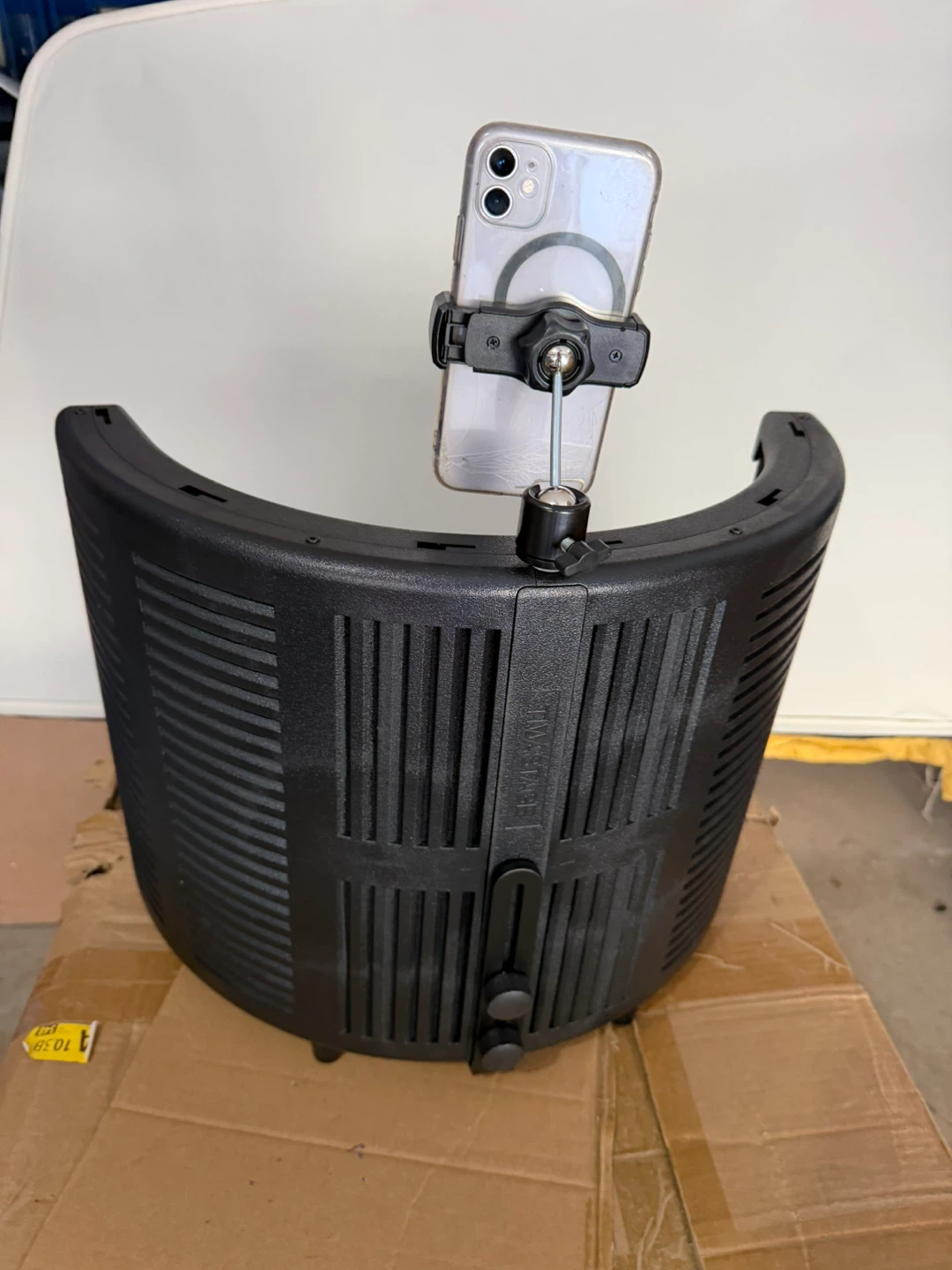 Portable Vocal Isolation Shield Microphone Booth - photo 3