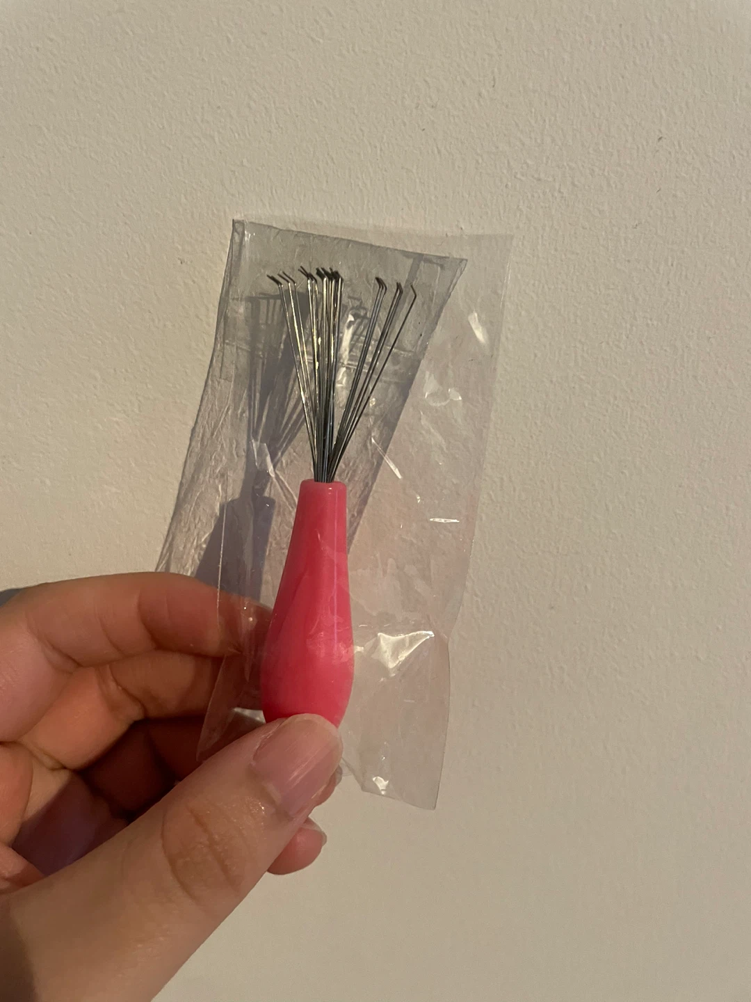 Hairbrush cleaning tool