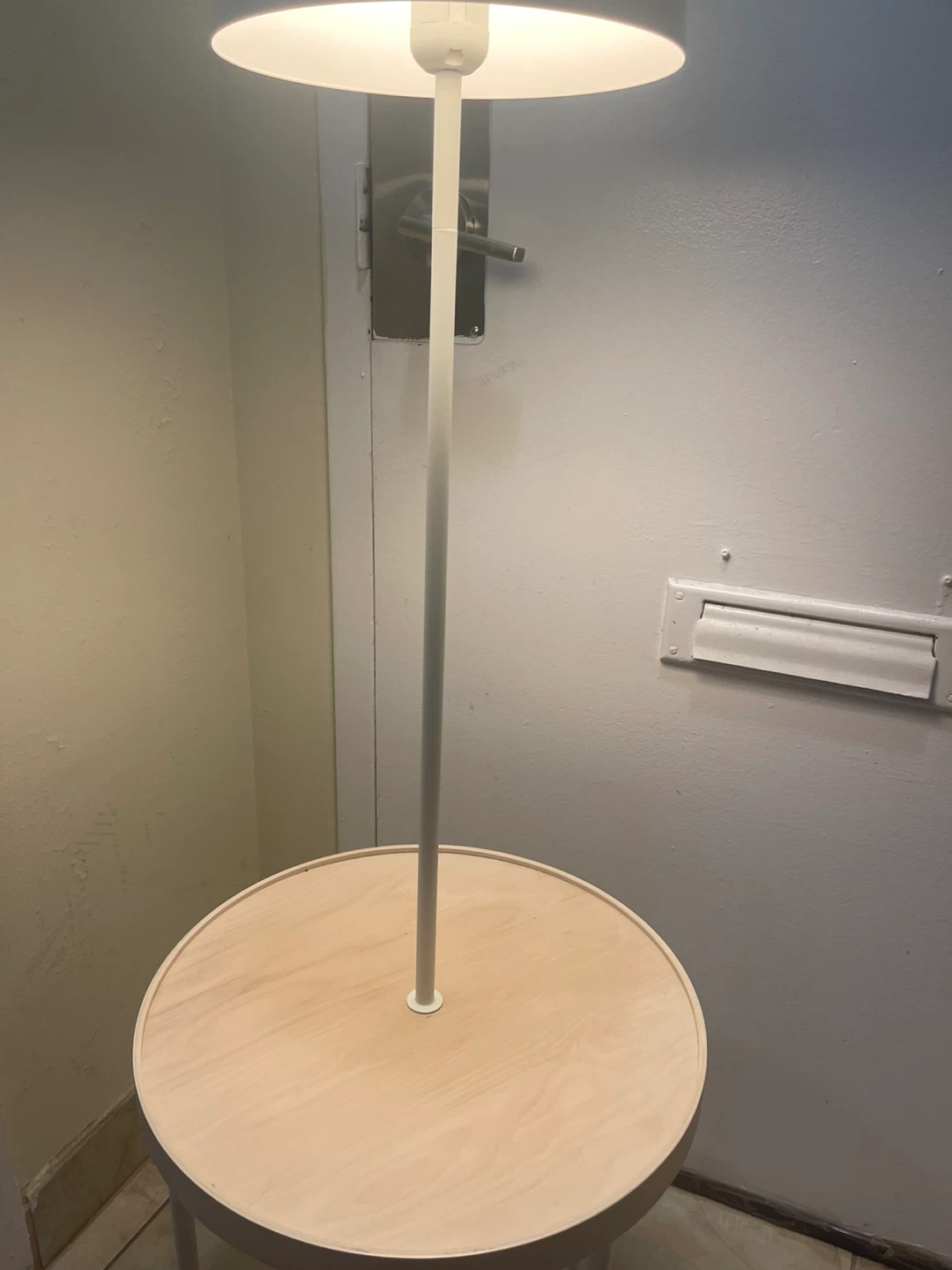 Floor Lamp with Side Table - photo 4