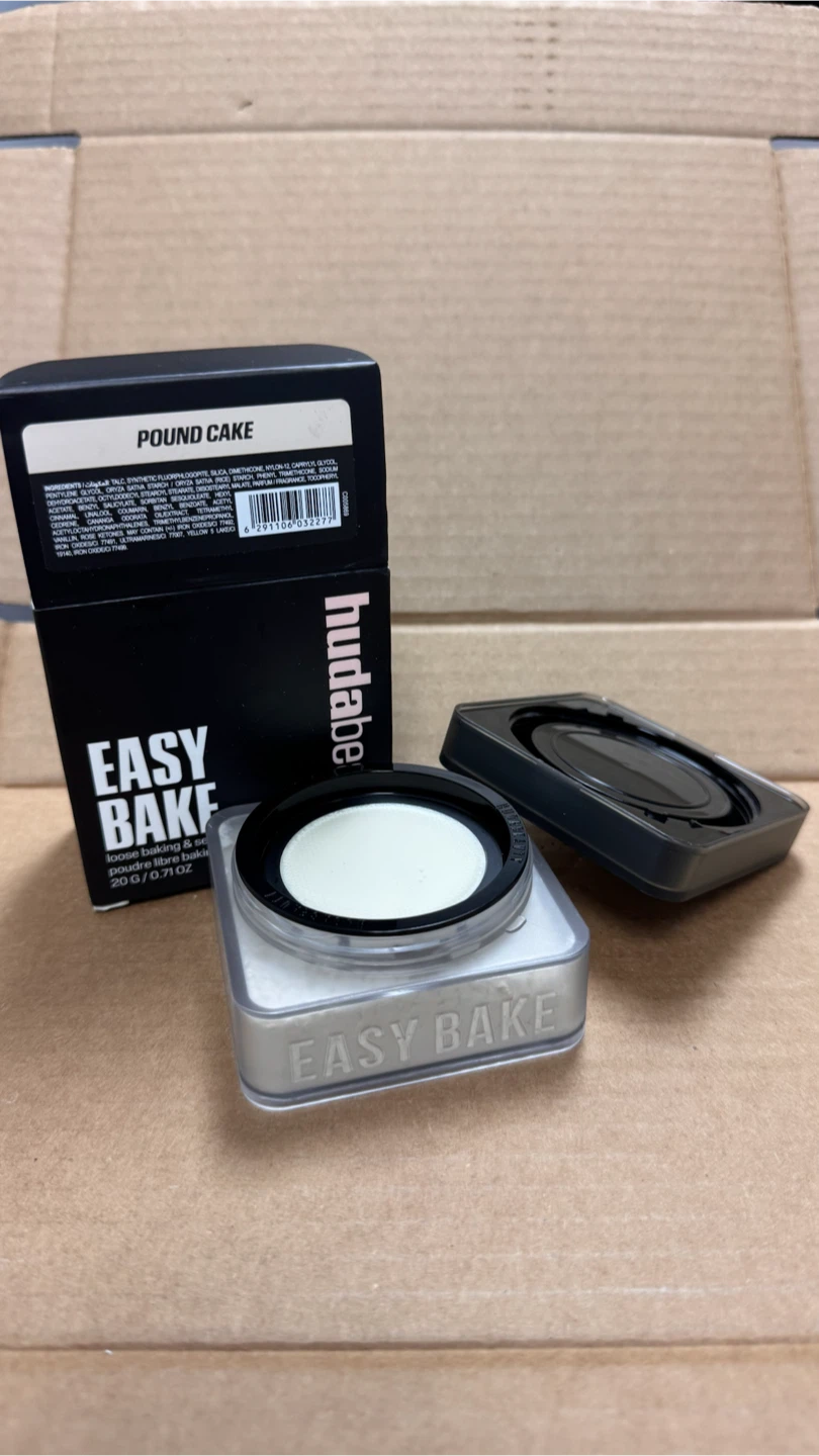 Huda Beauty Easy Bake Loose Baking & Setting Powder - Pound Cake - photo 3