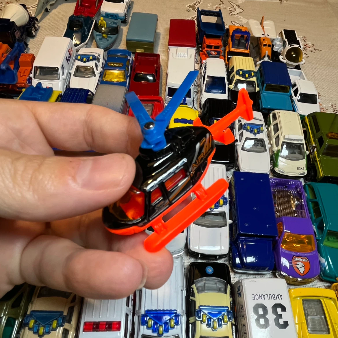 Vintage lot of Matcbox Diecast Cars 57 Total - photo 5