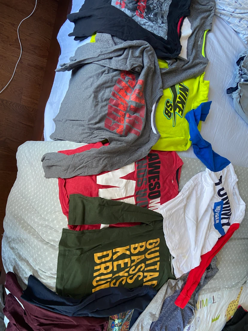 Bundle of Boys' T-shirts and Hoodies - photo 2