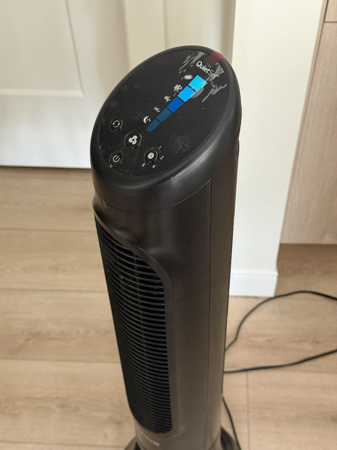 Honeywell Black Tower Fan - photo 2
