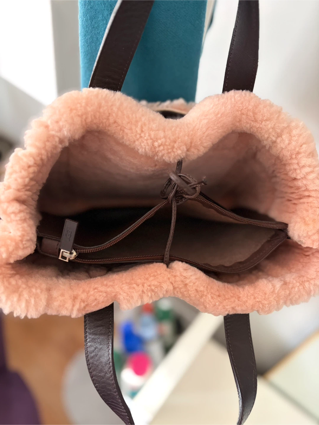 Ugg Sheepskin Tote Bag - photo 3