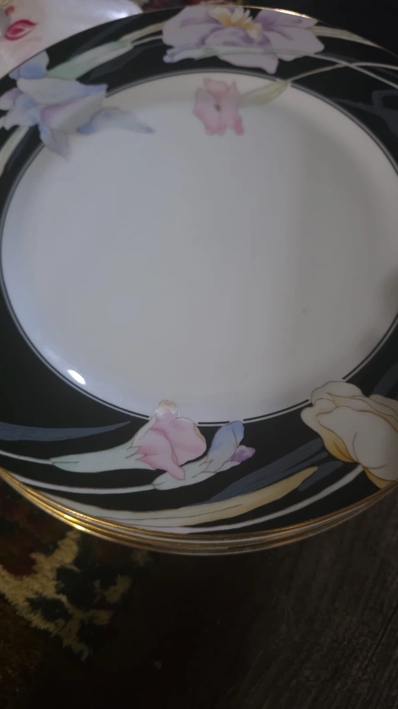 Assorted Kitchenware: Mugs, Plates, Pitchers & Bowls - photo 4