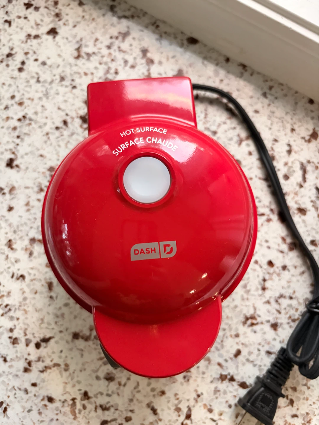New Dash Mini Waffle Maker, 6 pieces - photo 2