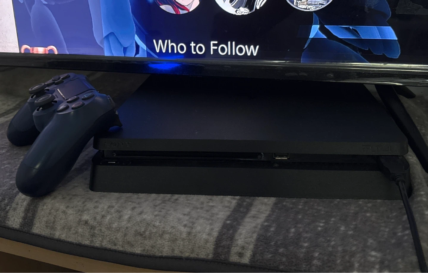PlayStation 4 Slim Console - photo 3