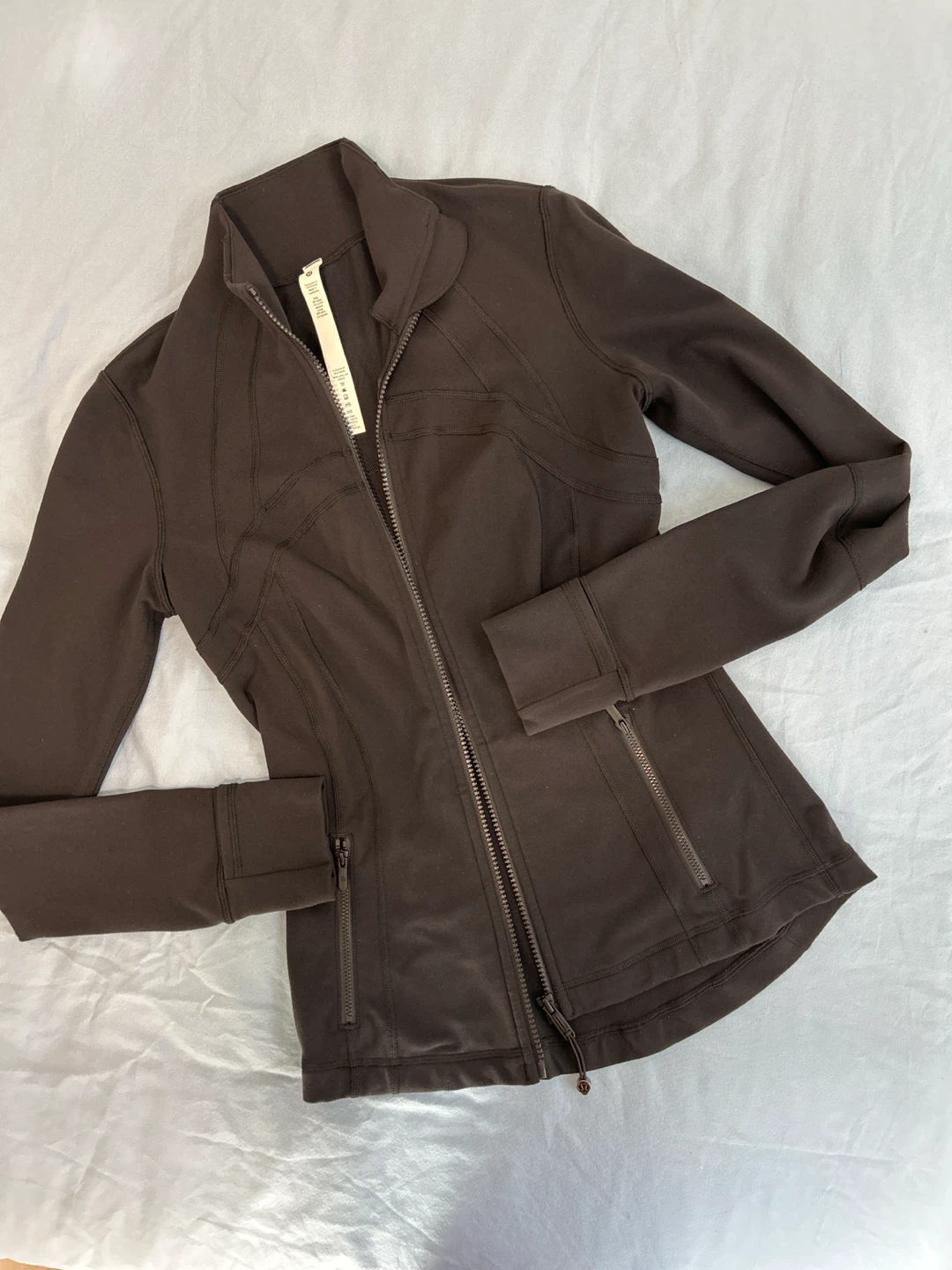 Trendy Black  curvy lululemon jacket size 6