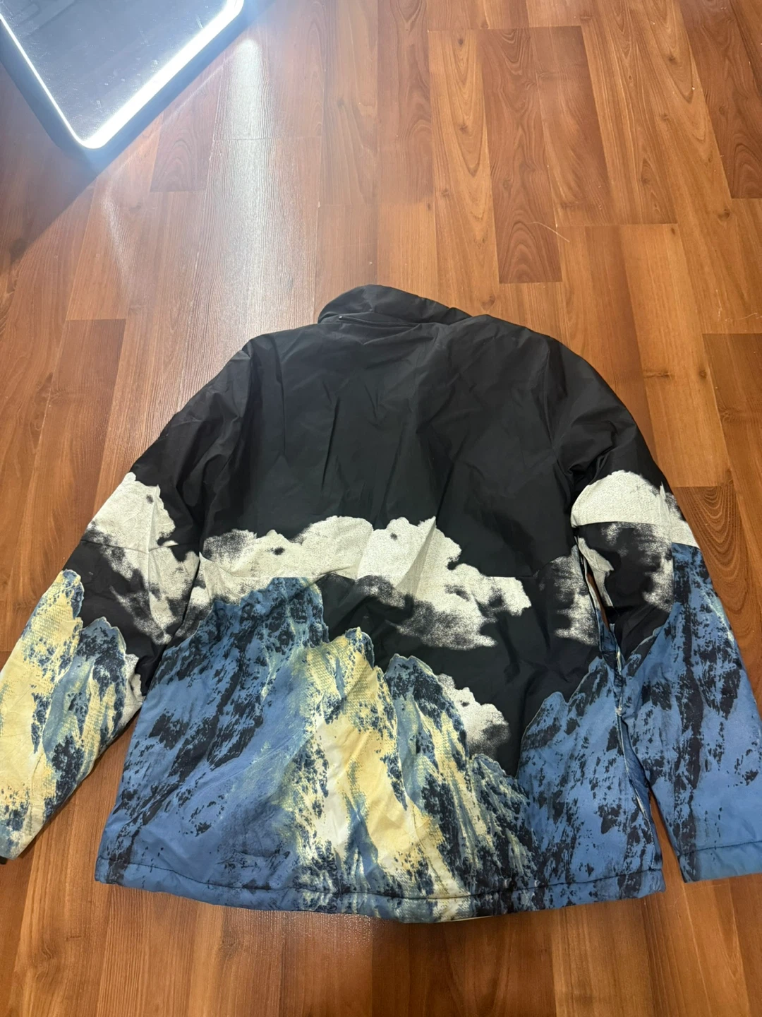 Women’s Snowboard/Ski Outfit Size Large - photo 3