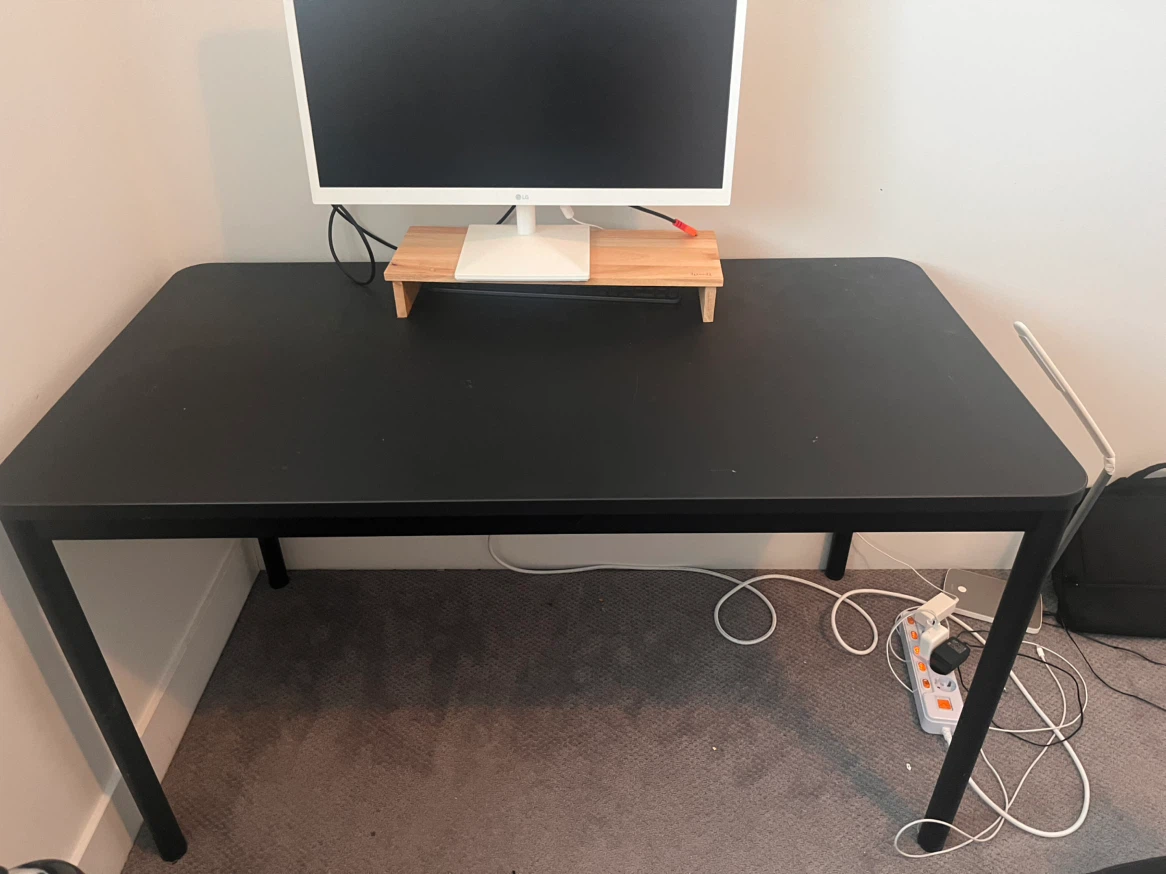 Black Office Chair and Desk Set - photo 3
