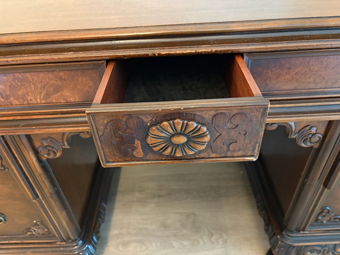 Antique desk - photo 4