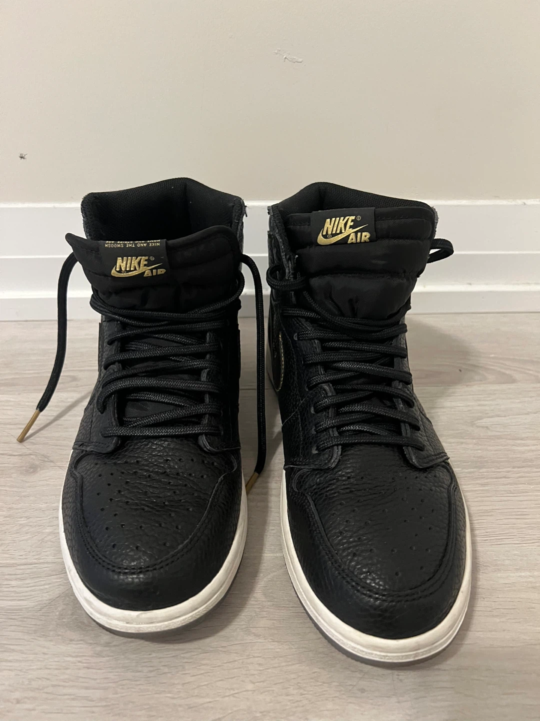 Nike Air Jordan 1 High OG Black Gold “CITY OF FLIGHT” - photo 2