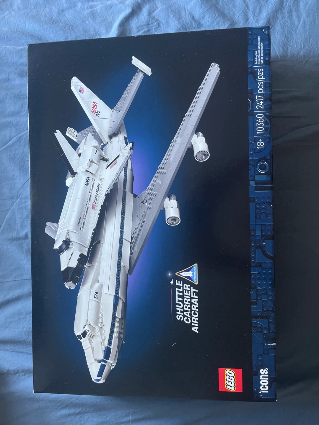 LEGO Icons 10330 Shuttle Carrier Aircraft
