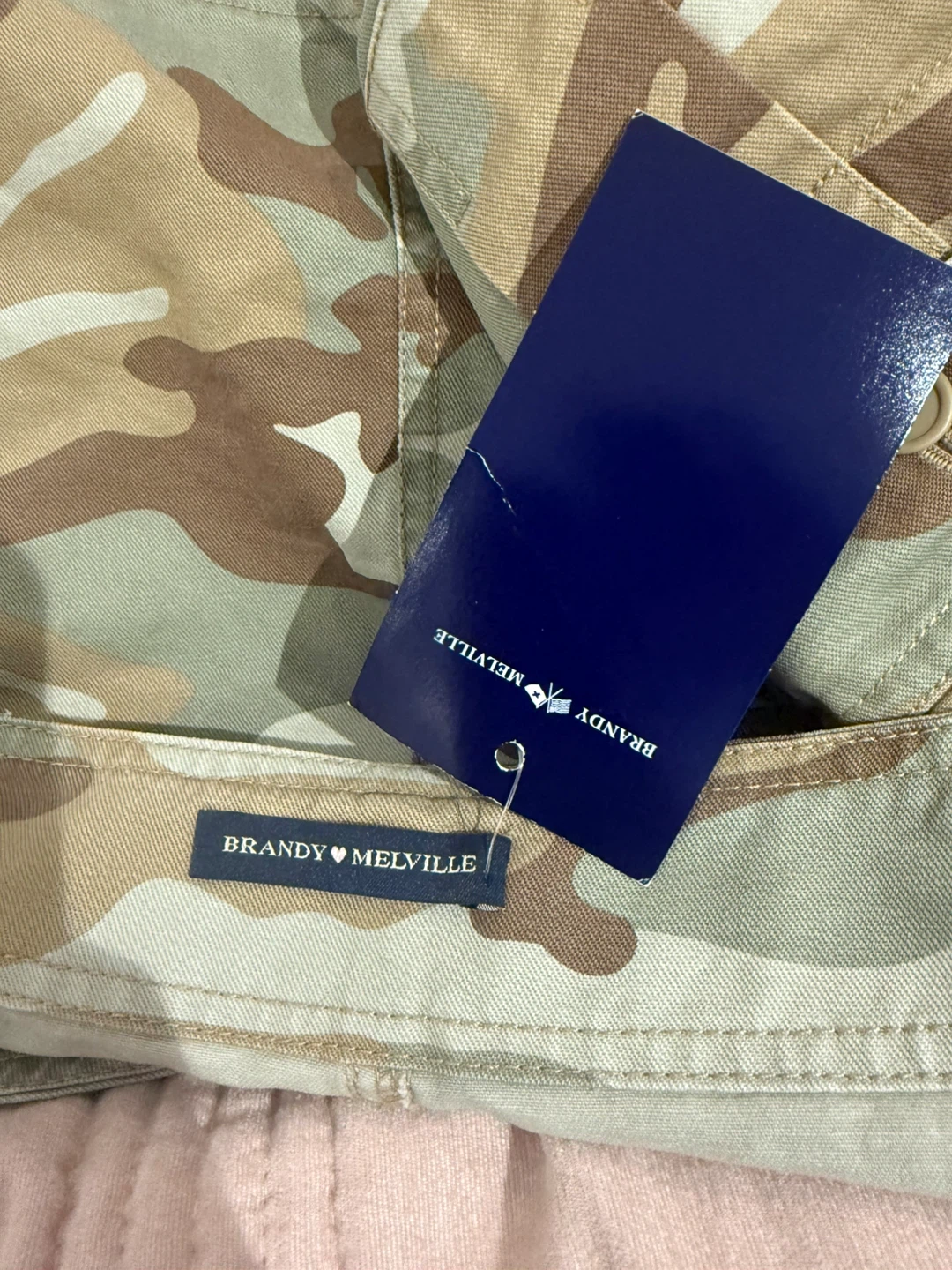 Brandy Melville Camo Cargo Mini Skirt - photo 3