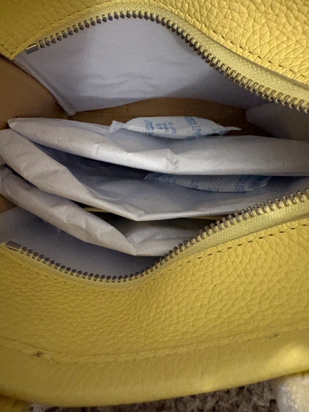 Marc Jacobs Leather “The Tote Bag” - Mini - photo 3
