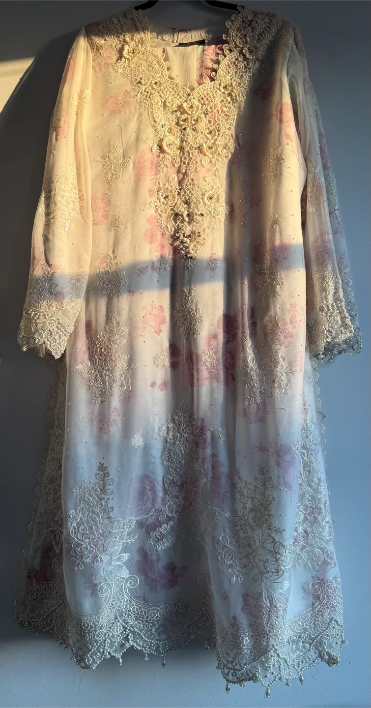 Women's Floral Embroidered Kurti Set