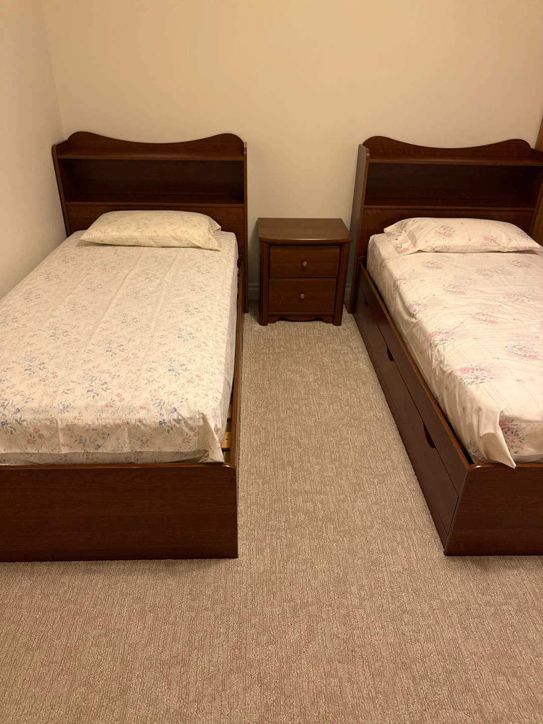 Beautiful Solid Wood Twin Bedroom/Study Sets x 2