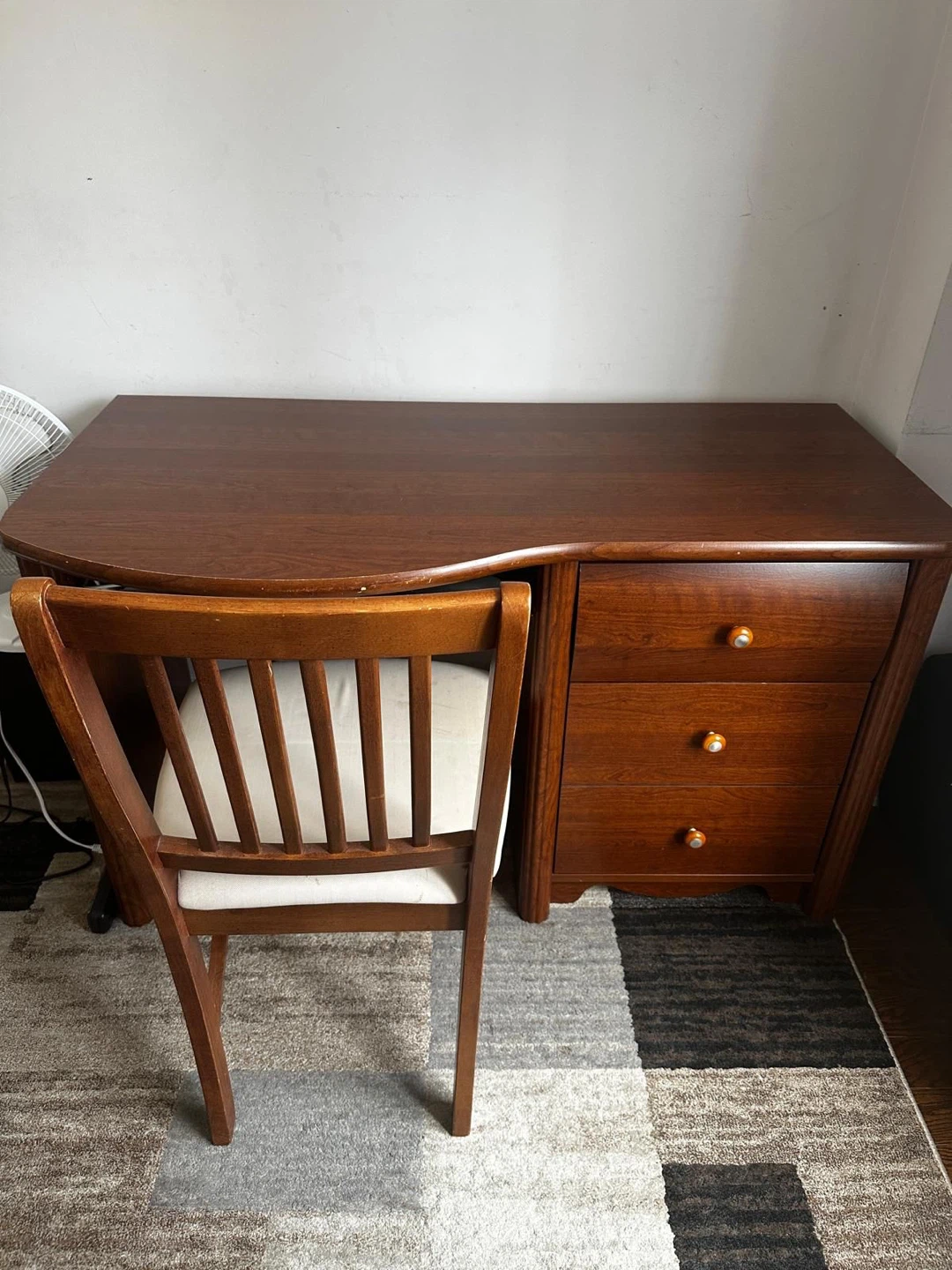 Beautiful Solid Wood Twin Bedroom/Study Sets x 2 - photo 4