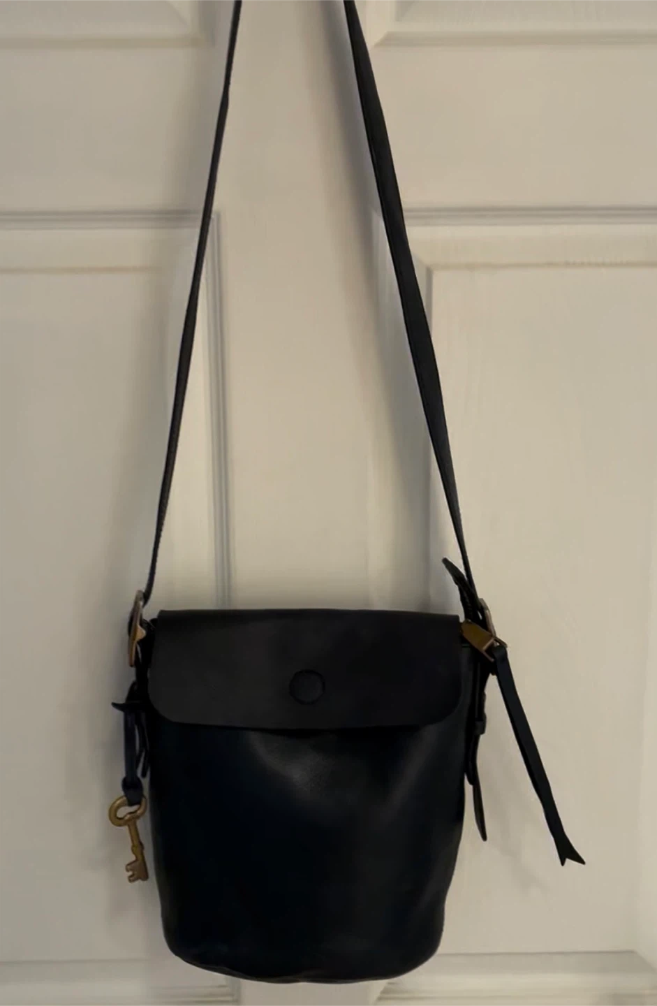 Fossil Dark Navy Leather Crossbody Bag