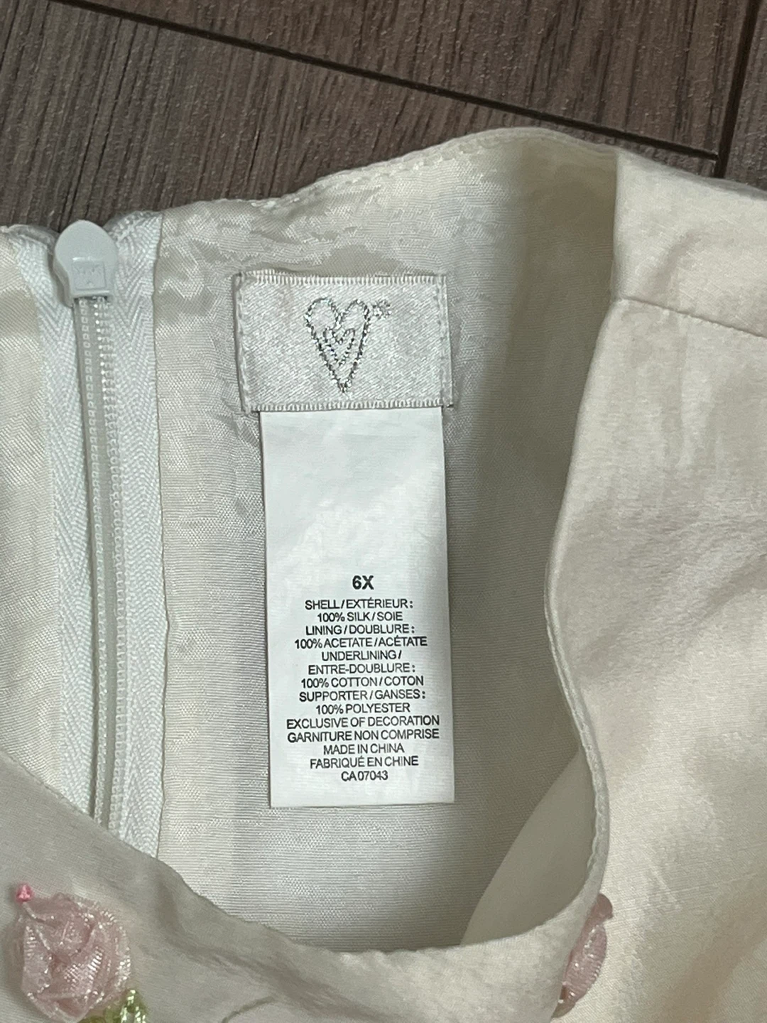 Girls Cream Embroidered Dress Size 6X - photo 5
