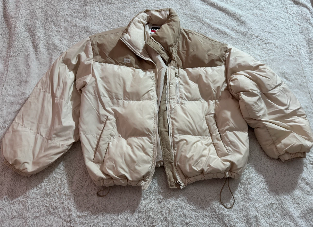 Levi's Puffer Jacket