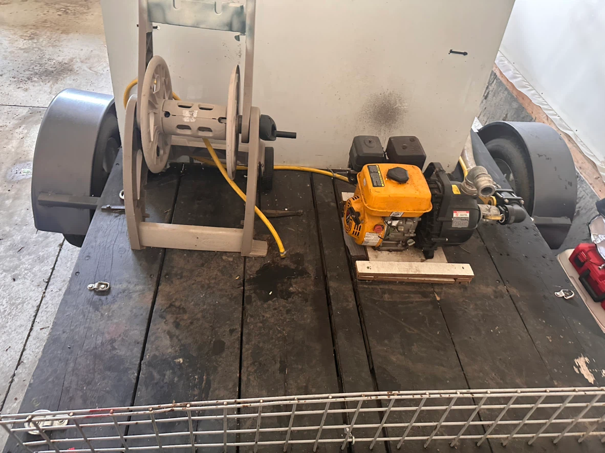 Water Tank with Pump and Hose Reel