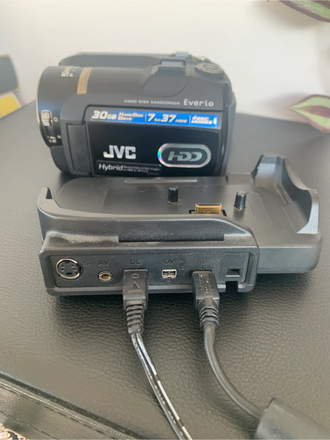 JVC Everio 30GB Hard Disk Camcorder - photo 5