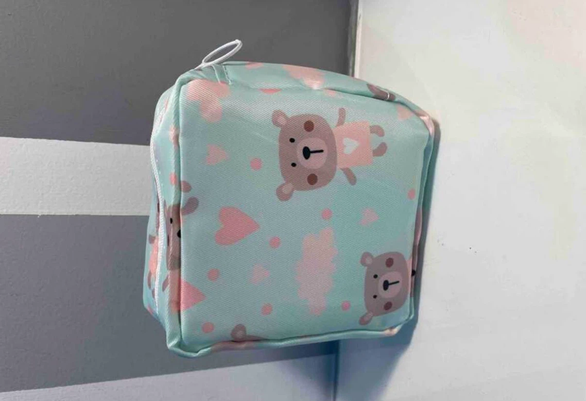 Mini travel makeup bag , cosmetic / pads organizer - photo 2
