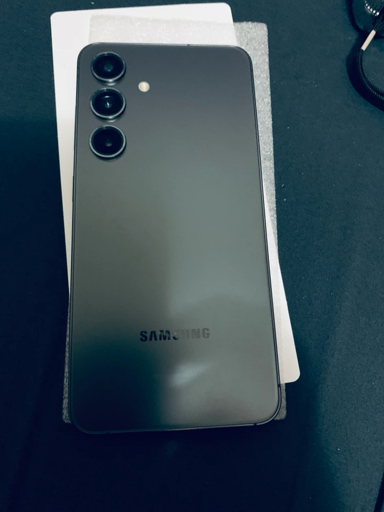 Samsung Galaxy S24 Smartphone