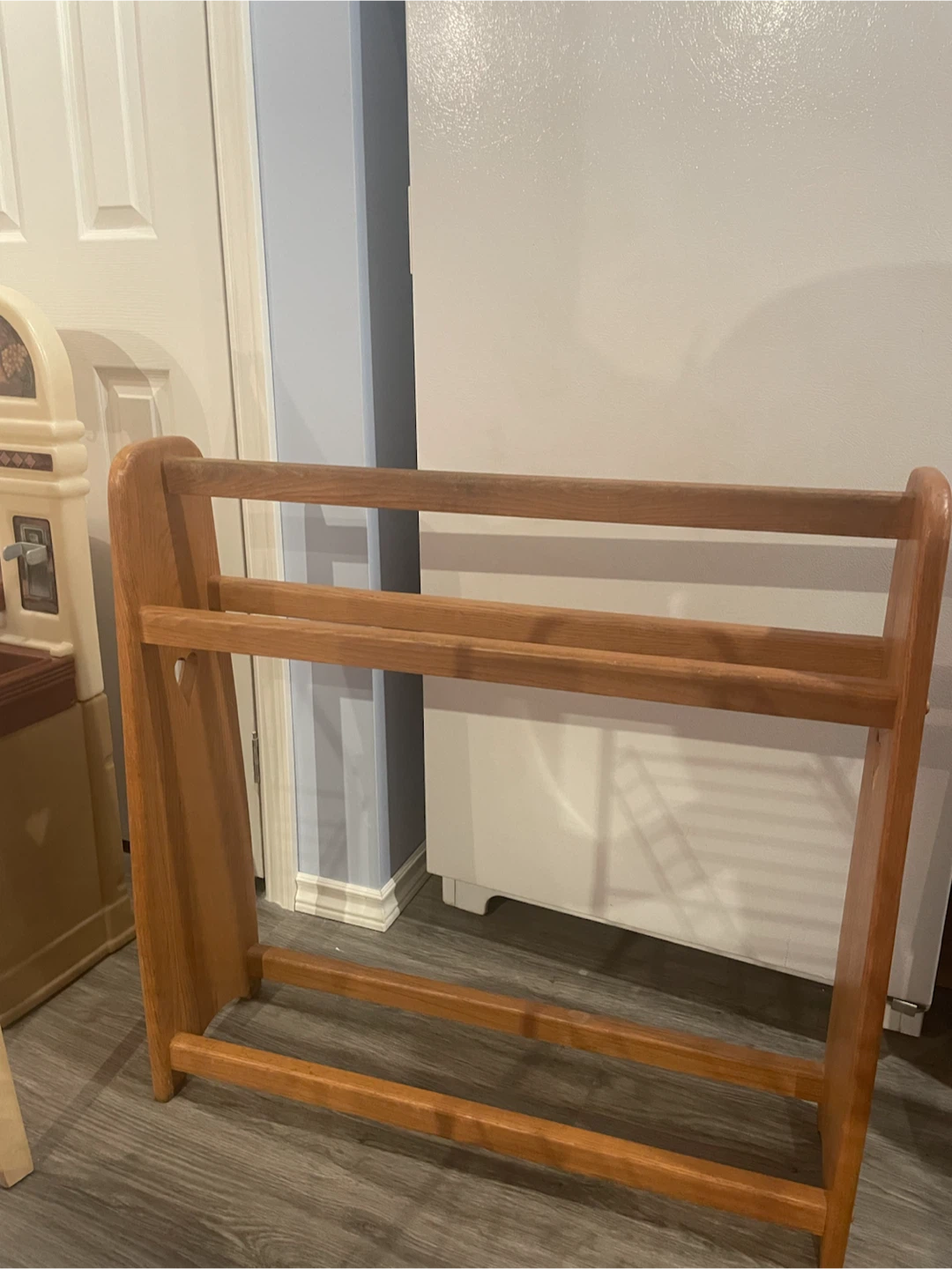 Wooden Quilt /blanket Rack