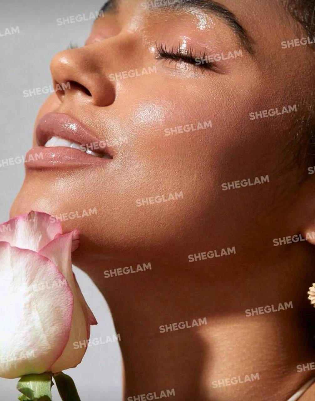 SHEGLAM Power Bouquet Lip Gloss – Sunny Sands / Freesia - photo 5