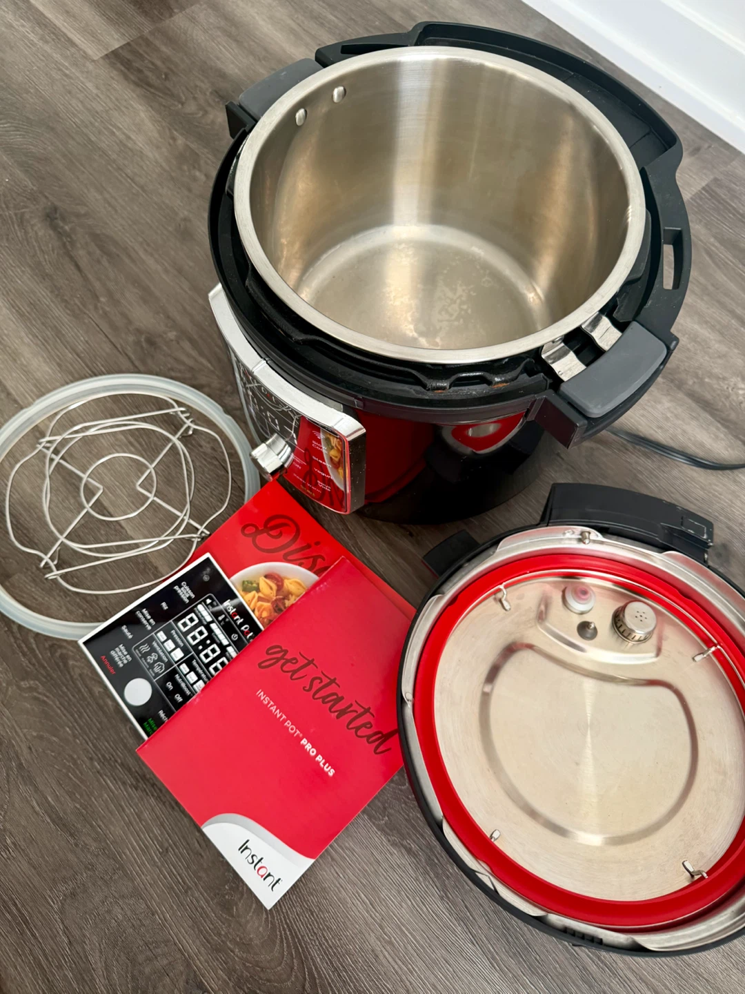 Instant Pot Pro Plus Pressure Cooker connect to phone - Like New - photo 3