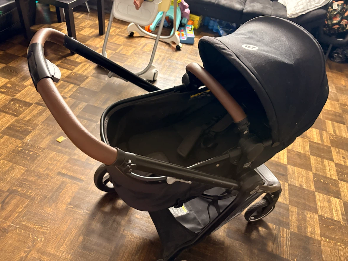 Maxi-Cosi Stroller and Car Seat Travel System - photo 2