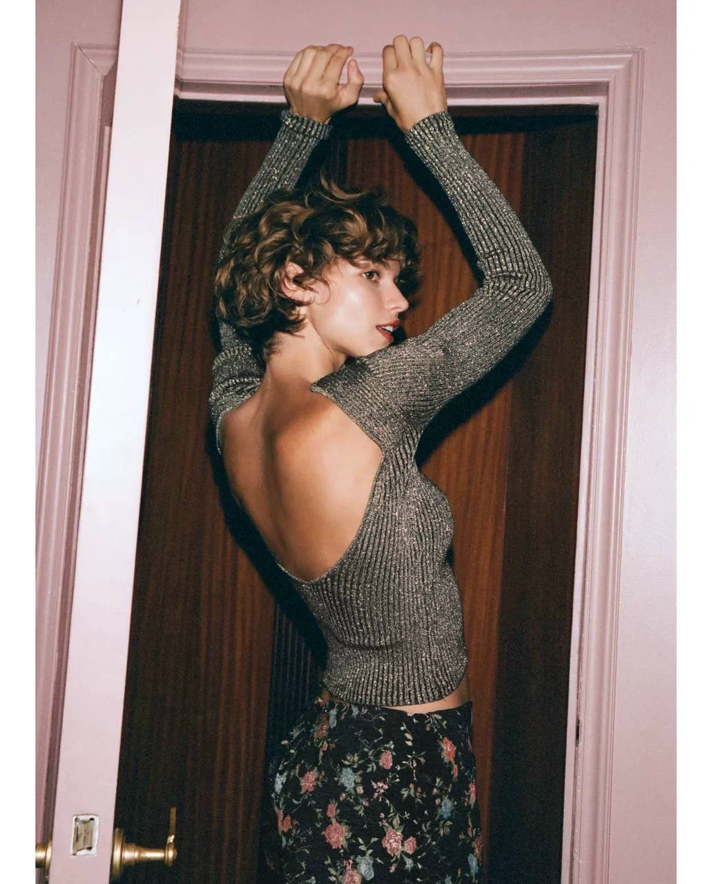 Zara Ribbed Open-Back Knit Top – Size M - photo 2