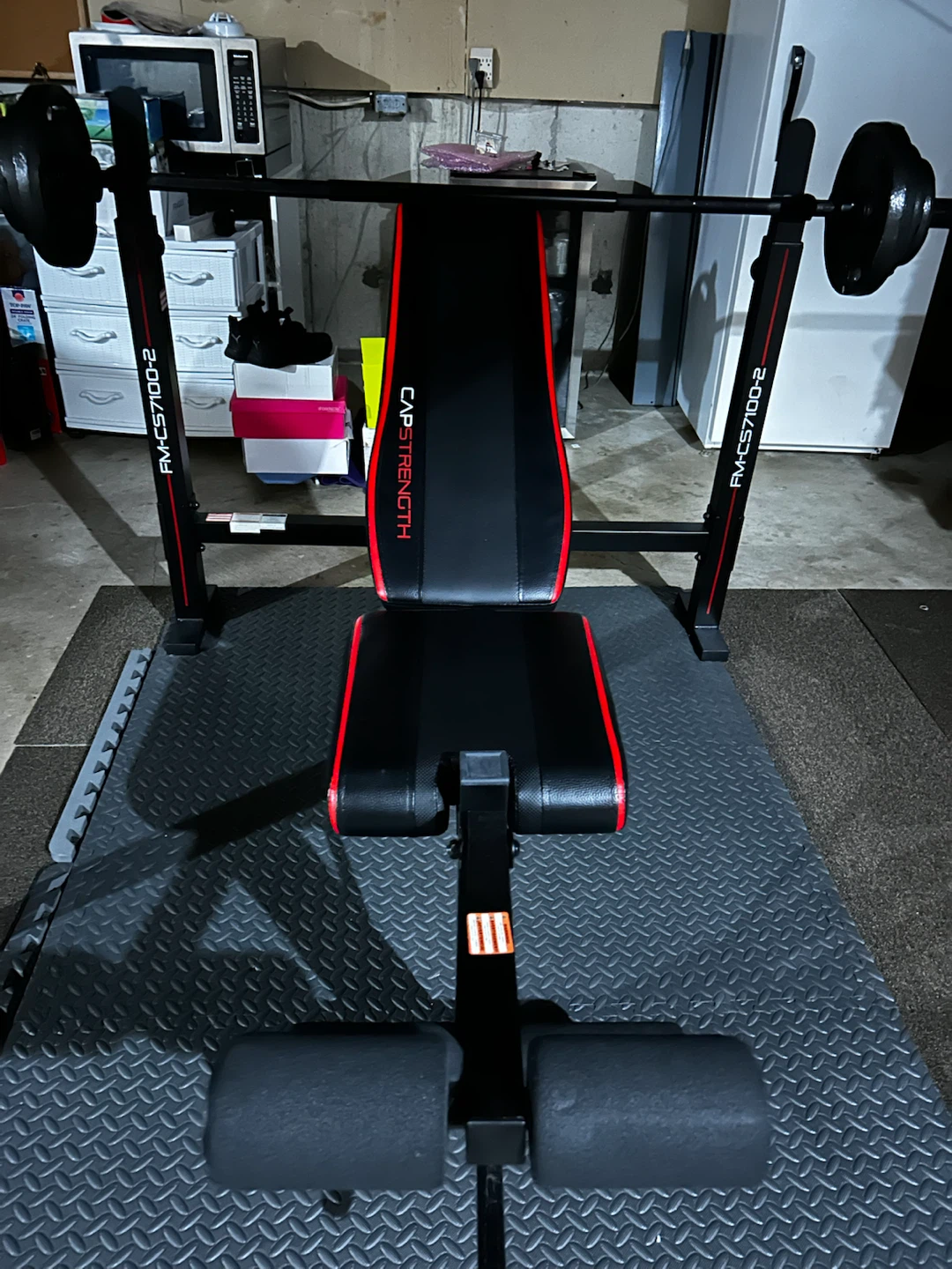 CAP Strength Weight Bench 100lb Barbell Bar + Weights